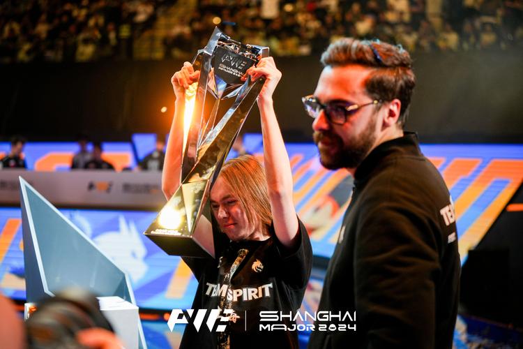 【战报】王者荣耀2020KPL秋季赛，WB.TS 3：0 上海EDG.M稳稳拿下