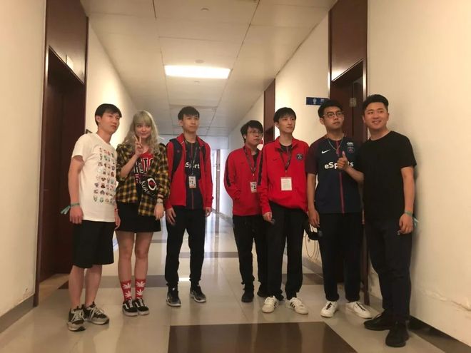 Pimp 在 Austin Major 开赛前分享了他的团队排名